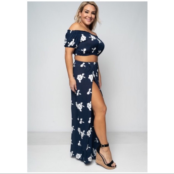 Off Shoulder Top and Culotte Maxi - Picture 2 of 3